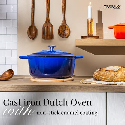 robust double handles for safe transport from hob to oven to table