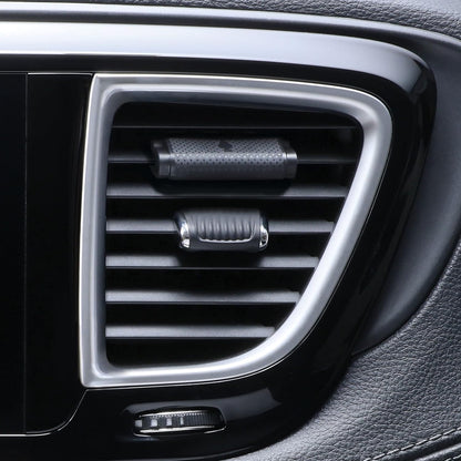slim under-1cm profile that does not block vent airflow
