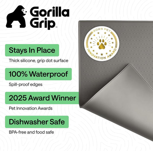 slip-resistant topside with raised dots paired with a grippy backing to anchor both bowls and mat