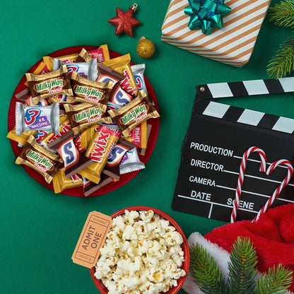 SNICKERS, TWIX, MILKY WAY & 3 MUSKETEERS Minis Milk Chocolate Bars Variety Pack – Ready-to-Give Party Favor for Graduation and Baby Showers