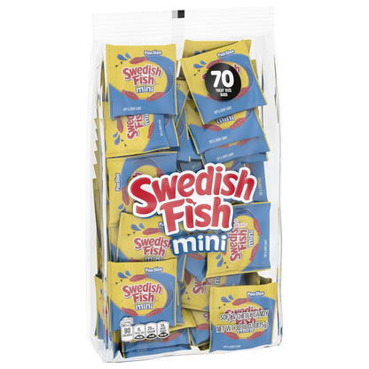 SWEDISH FISH Mini Gummy Candy - Office Break Room and Staff Meeting Treats, 140 Single-Serve Snack Packs