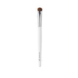 e.l.f. Small Eyeshadow Brush – Clean-Lined Vanity Tool for Capsule Beauty and Eye Contouring