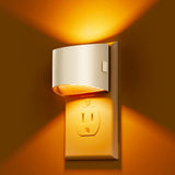 L LOHAS Sleep-Friendly Night Light – Amber Glow for Circadian Rhythm and Melatonin Protection