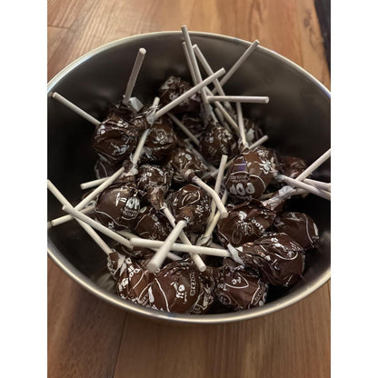 Tootsie Pops Chocolate Hard Candy Lollipops – Peanut-Free Snack for Lunchboxes and Daycare Rewards