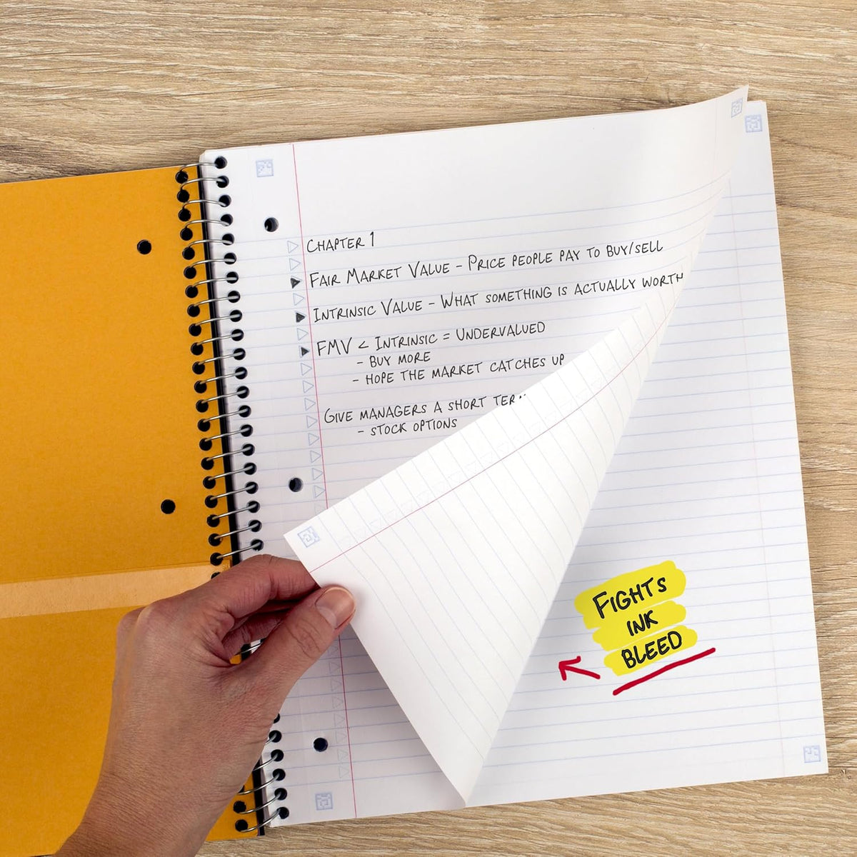 tough interior pockets to hold loose 8.5" x 11" sheets and handouts