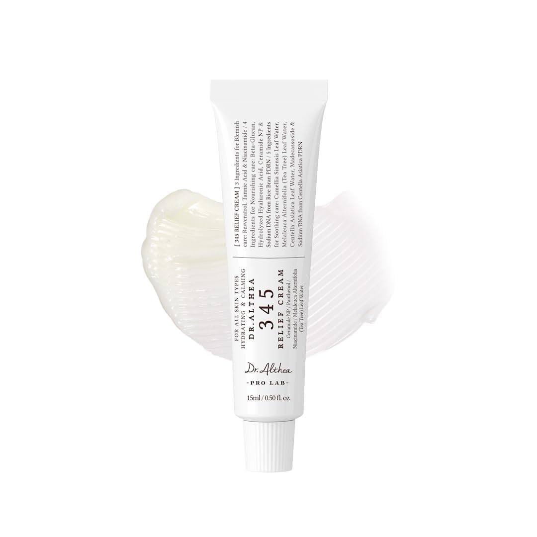 triple-action blend of niacinamide and plant extracts to reduce dark spots and even skin tone