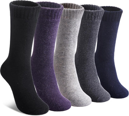 wool-blend knit construction for thermal insulation