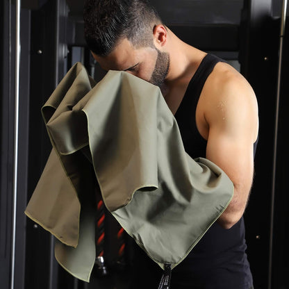 zippered corner pocket on the 40x72 inch variant and machine-washable, sand-resistant construction